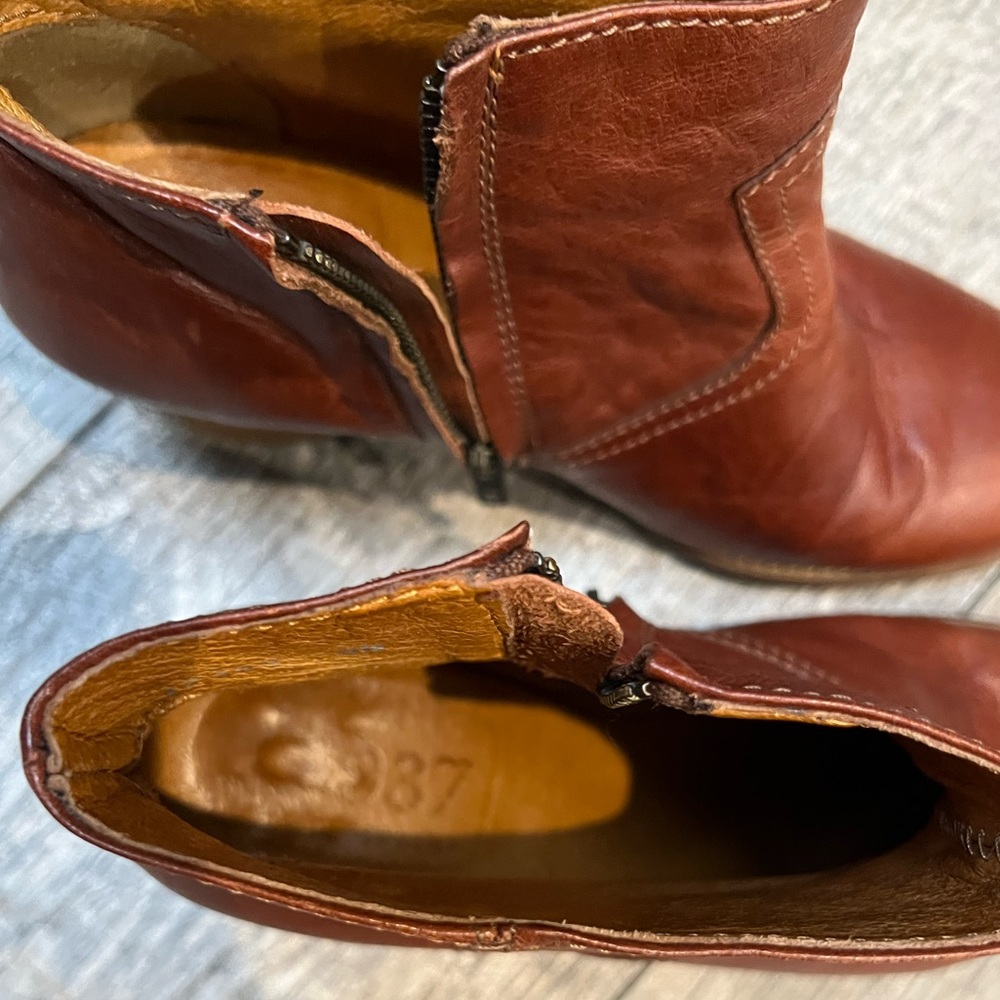 1987 | leather heeled booties - Picture 6 of 7